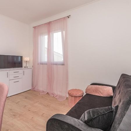 Agape Apartments بيوغْغاد نا موغو المظهر الخارجي الصورة