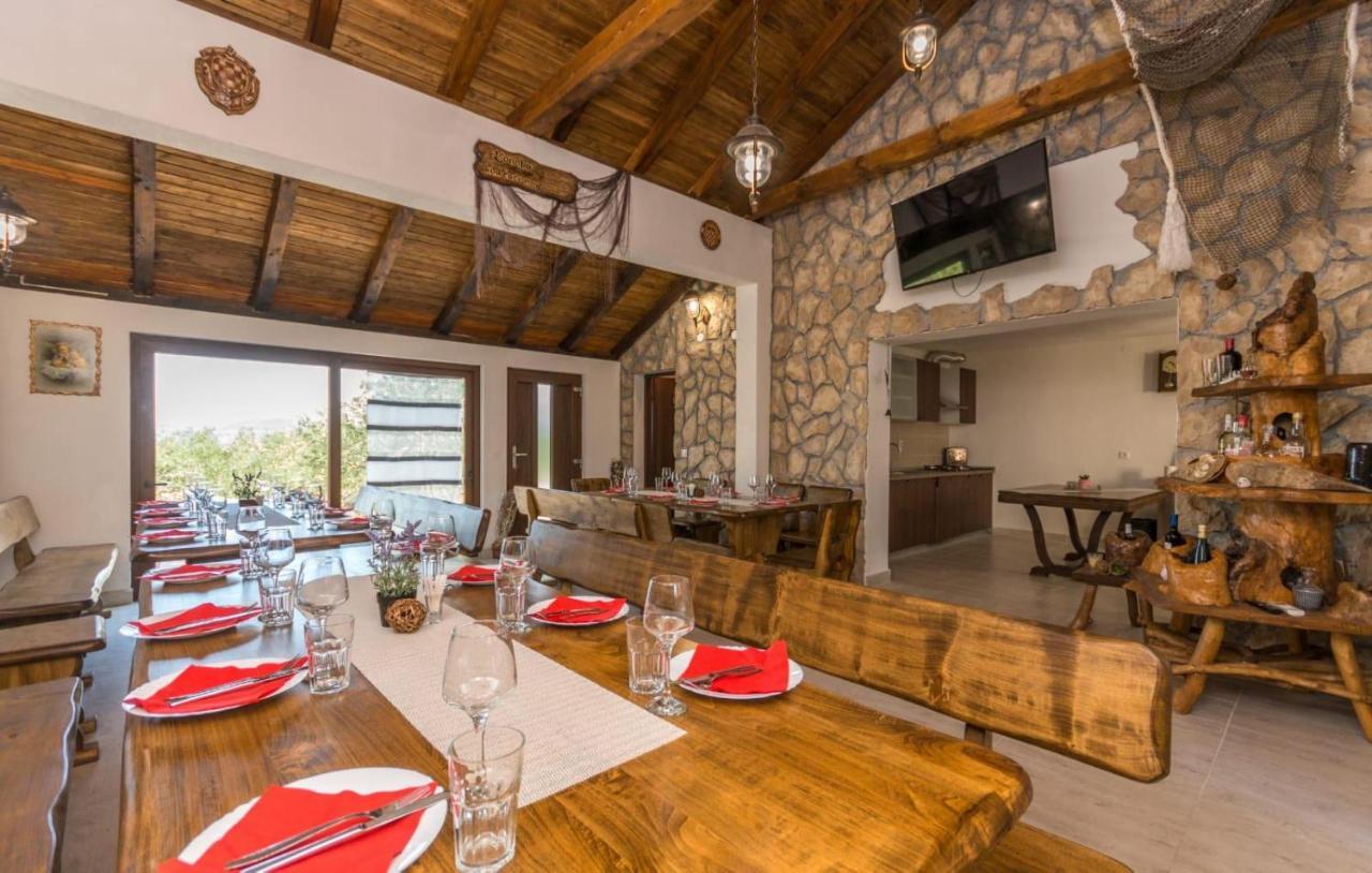 Agape Apartments بيوغْغاد نا موغو المظهر الخارجي الصورة