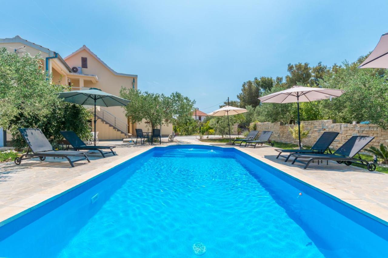 Agape Apartments بيوغْغاد نا موغو المظهر الخارجي الصورة