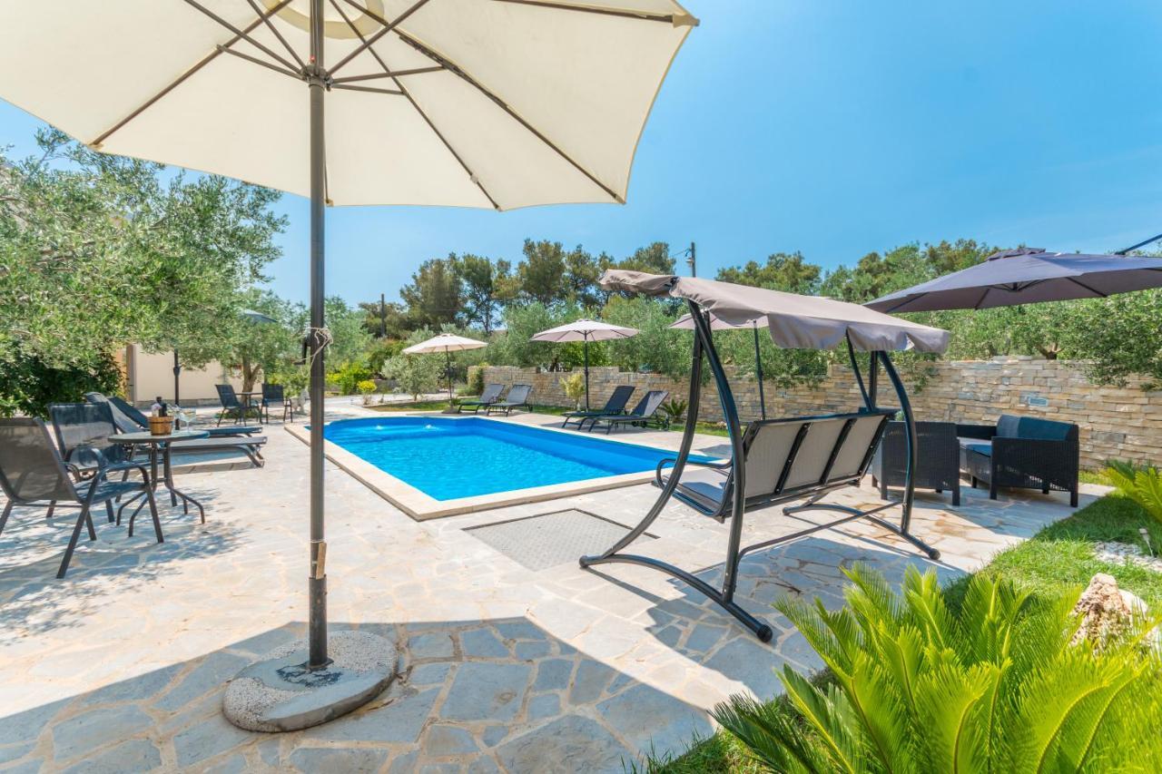 Agape Apartments بيوغْغاد نا موغو المظهر الخارجي الصورة