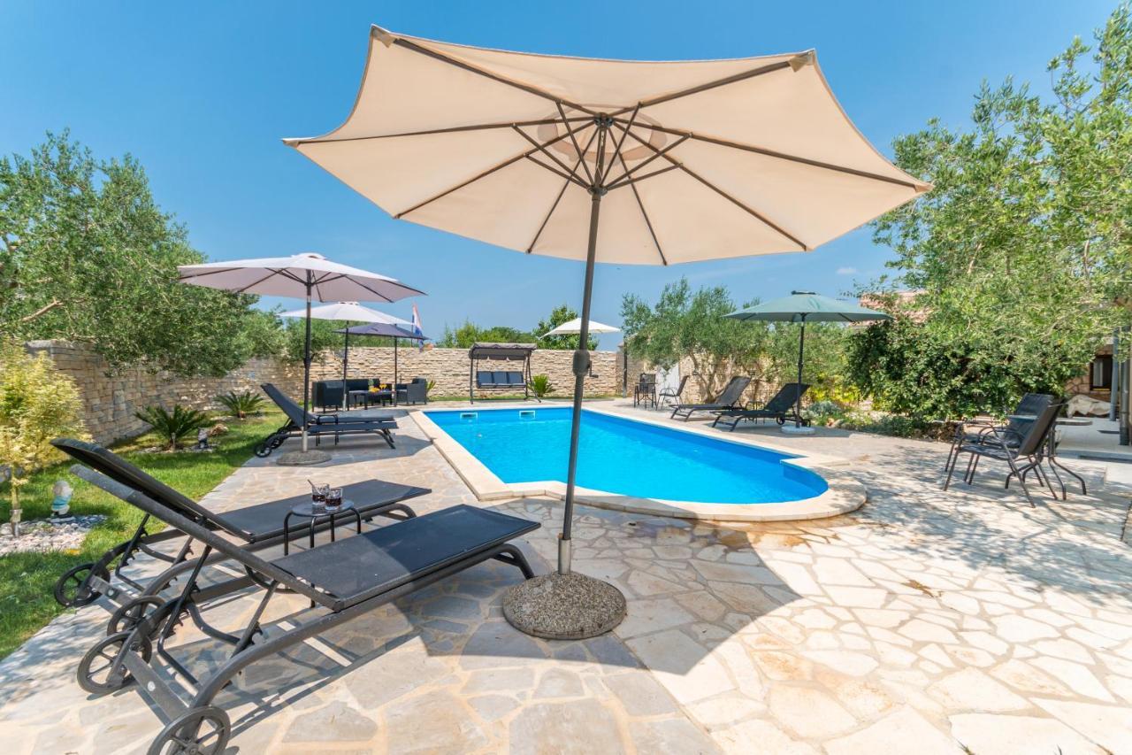Agape Apartments بيوغْغاد نا موغو المظهر الخارجي الصورة