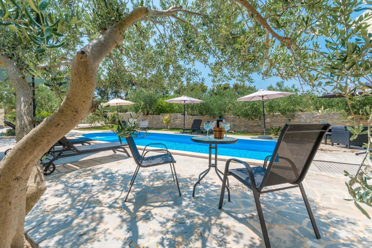 Agape Apartments بيوغْغاد نا موغو المظهر الخارجي الصورة