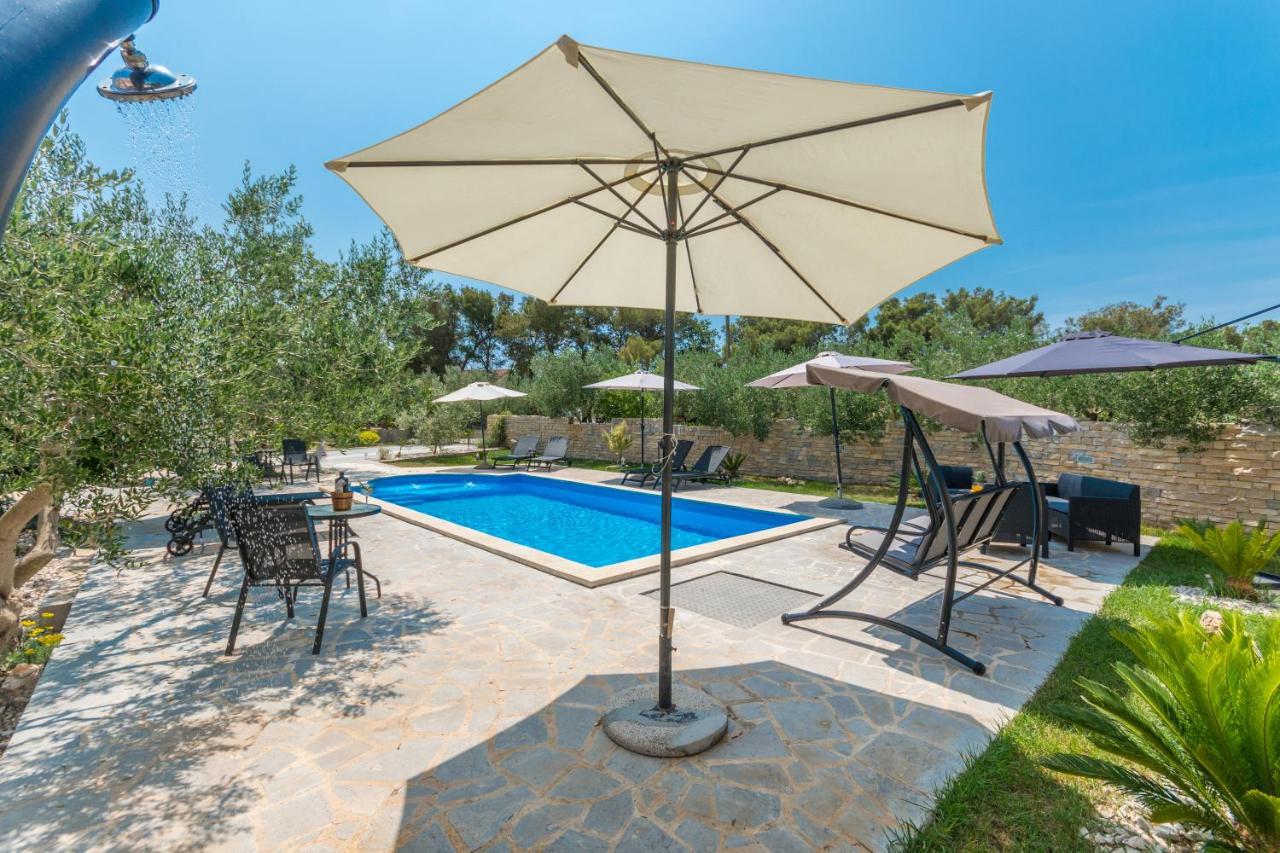 Agape Apartments بيوغْغاد نا موغو المظهر الخارجي الصورة