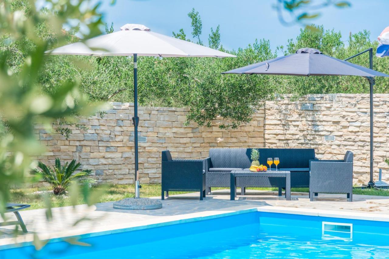 Agape Apartments بيوغْغاد نا موغو المظهر الخارجي الصورة