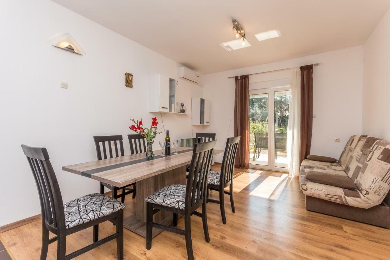 Agape Apartments بيوغْغاد نا موغو المظهر الخارجي الصورة